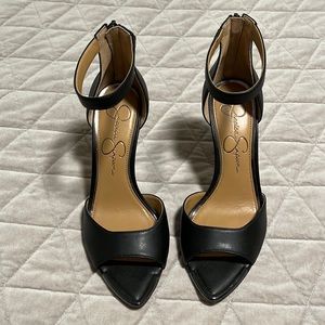 Jessica Simpson JS-Witrey - never worn